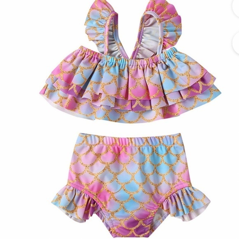 NWT‎ Girls Mermaid Bikini Set Ruffle Tiered Top and Bottoms 2 PCs Swimsu…